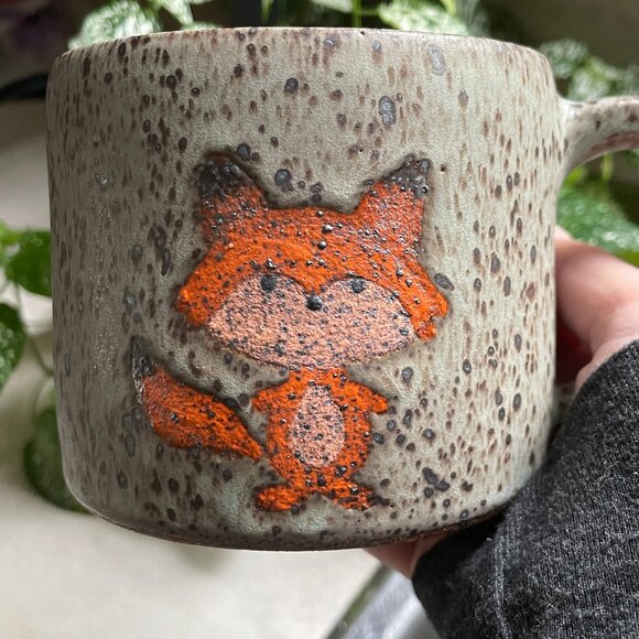 Hand-thrown handmade pottery speckled red fox mug 12 oz - 3 Circle Pottery - Picture 1 of 11